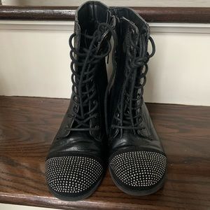 Justice Black Size 6 Teen Junior Boots Barely worn